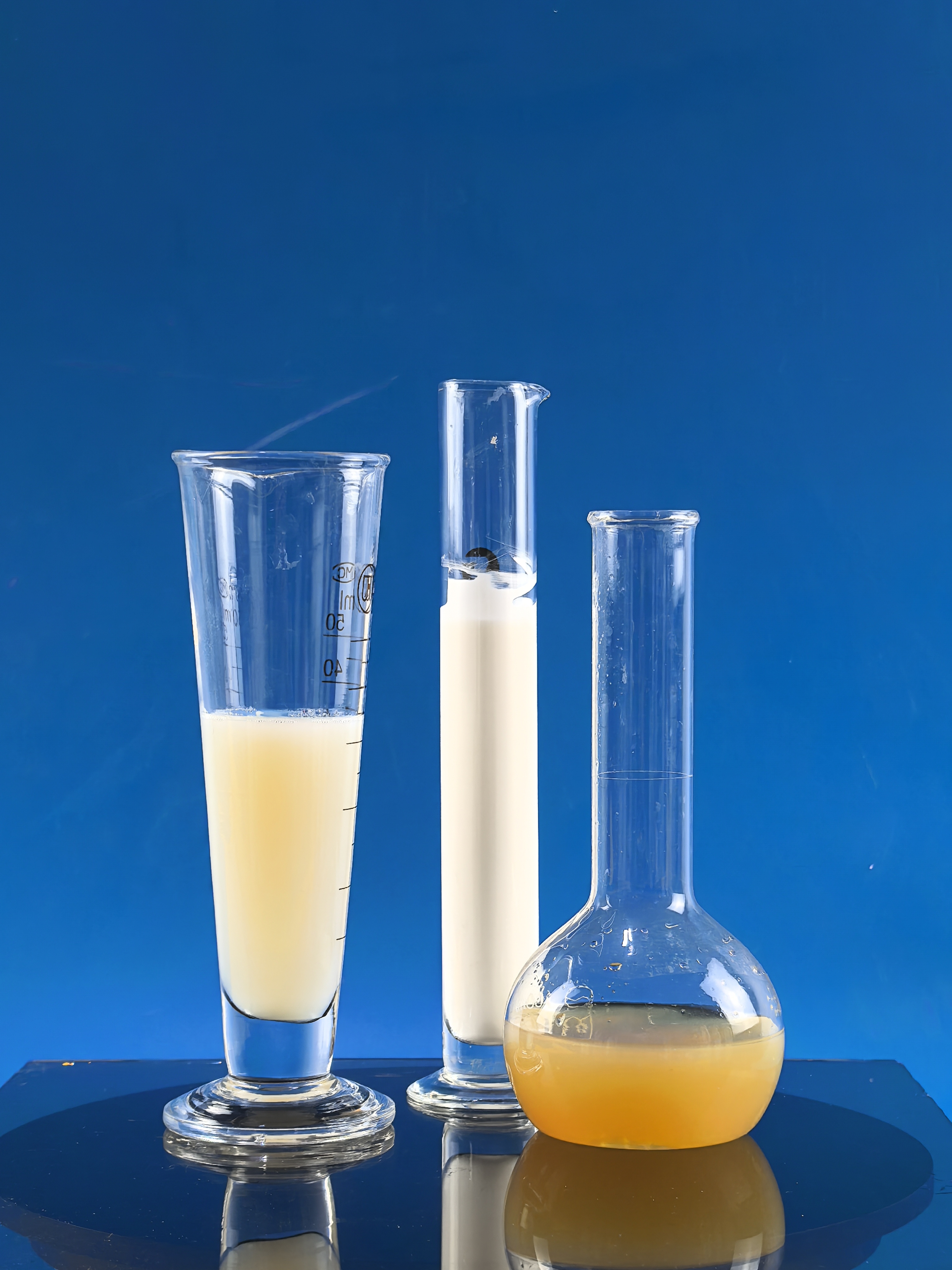 HDPE Wax EmulsionHigh Melting Point Wear Resistance Scratch Resistance Good Smoothing Anti-adhesion